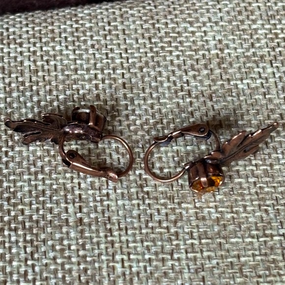 Leaf Earring with Swarovski Crystal - NWT - Picture 5 of 5